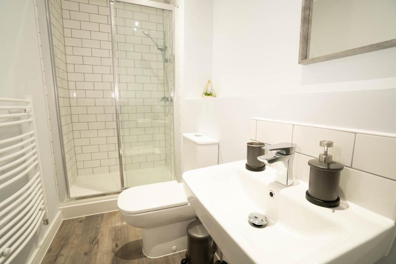 Deluxe Stay - Skyline Vistas & Top Amenities เบอร์มิงแฮม ภายนอก รูปภาพ